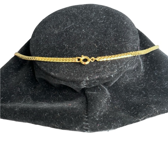 Vintage necklace with stones. Excellent used condition. - Picture 2 of 3